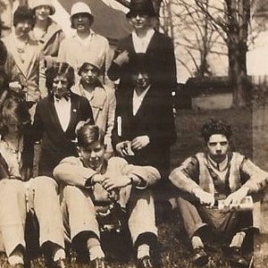 Cincinnatus High School Seniors at Mt. Vernon, April 1929, Vintage Photograph, Sepia Colored Photo, Group Photo, 1920's Fashion image 4