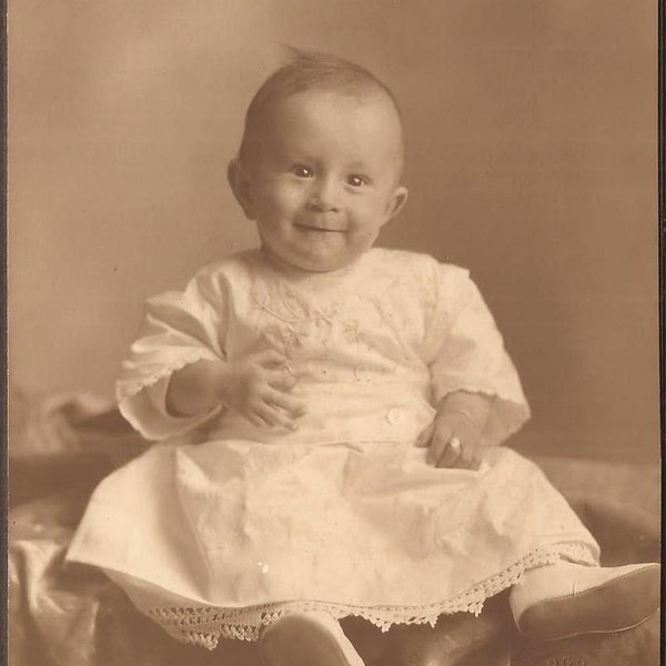 Sweet Little Baby Cabinet Card Photo, Vintage Photograph, Sepia Photograph, Sioux City Photographer, Youngberg Photo Studio