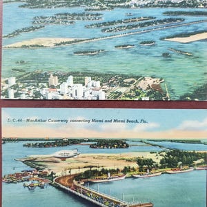 Vista aérea de la Bahía Biscayne de Miami, Calzada MacArthur veneciana, postales vintage ilustradas a color, vacaciones en Florida (juego de 2)