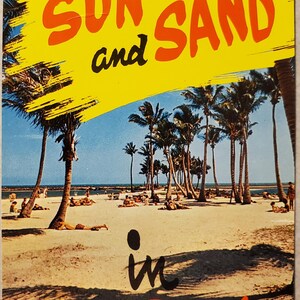 Sol y arena en Florida, postal vintage a color, recuerdo de viaje, vacaciones en una playa tropical, palmeras en la playa, imagen de playa de arena