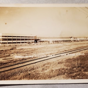 Consolidated Flugzeug Headquarter, San Diego, Vintage Foto-Postkarte, historisches Foto, Militärflugzeug