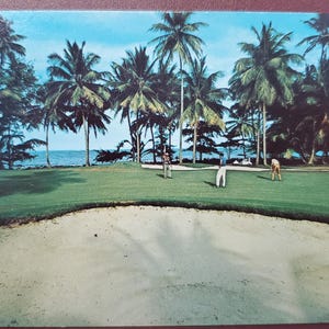 Parcours de golf de Dorado Beach Puerto Rico, carte postale photo couleur vintage, souvenir de voyage, souvenir de vacances, cadre tropical