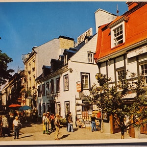 Wax Museum in Quebec, Canada, Vintage Postcard, Picture Postcard, 1985 Postmark, Message to Huguette in French