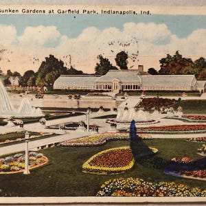 Jardines hundidos en Garfield Park, Indianápolis, Indiana, postal antigua ilustrada en color del parque histórico, matasellos de 1928