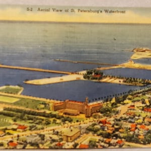 Vista aérea de la costa de San Petersburgo, postal vintage ilustrada en color, matasellos de 1939, vacaciones en Florida, muelle, hoteles
