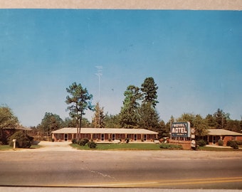 Royal Motel, South Carolina near Camden, Vintage Color Photo Advertising Postcard, Vacation Correspondence, Roadside Inn, Hotel Motel