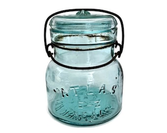 ATLAS E-Z SEAL Pint Canning Jar | Lightning Jar | Collectible Aqua Blue Mason Jars | Fruit Jar Collector Gift | Nostalgic Memorabilia