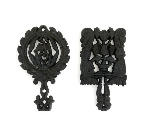 Grapes And Leaves Wrought Iron Trivet Pot Rest Grapes And Leaves Wrought Iron Trivet Pot Rest