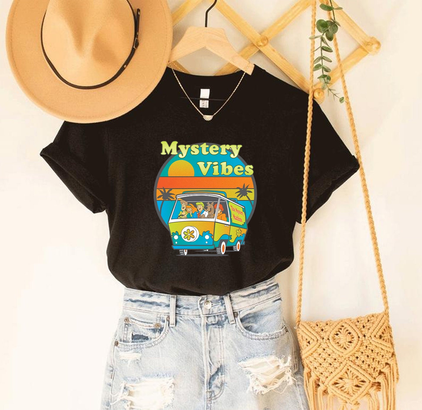 Discover Scooby Doo Mystery Vibes T-Shirt