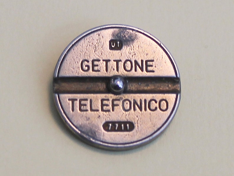 Vintage GETTONE TELEFONICO Italian Telephone Token Button Fun Verbal Button 1516