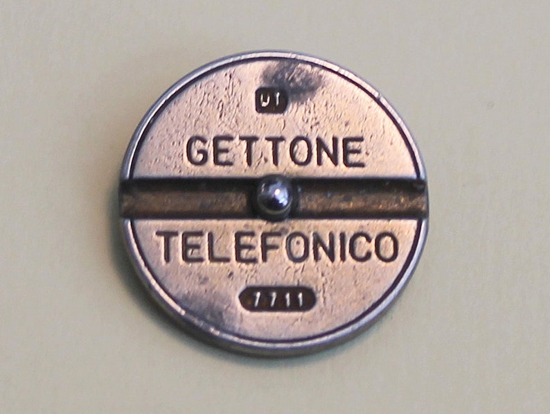 Vintage GETTONE TELEFONICO Italian Telephone Token Button Fun Verbal Button 1516