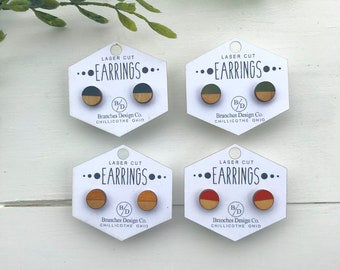 Circle wooden laser cut stud earrings, double colored, laser engraved, circle, wooden stud earrings