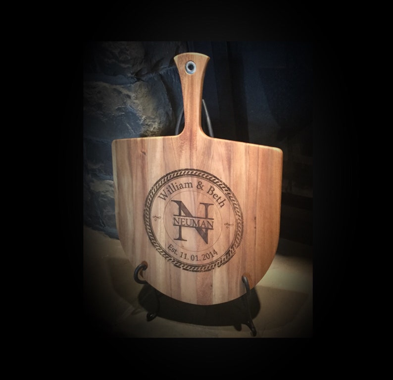 PIZZA board, personalized pizza peel, hardwood pizza tray, housewarming gift, wedding gift,personalized engraved gift,anniversary, PIZZA board, personalized pizza peel, hardwood pizza tray, housewarming gift, wedding gift,personalized engraved gift,anniversary,