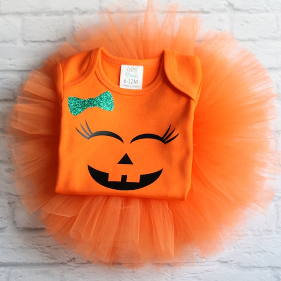 Items similar to Baby Girl Pumpkin Bodysuit Newborn Halloween Outfit