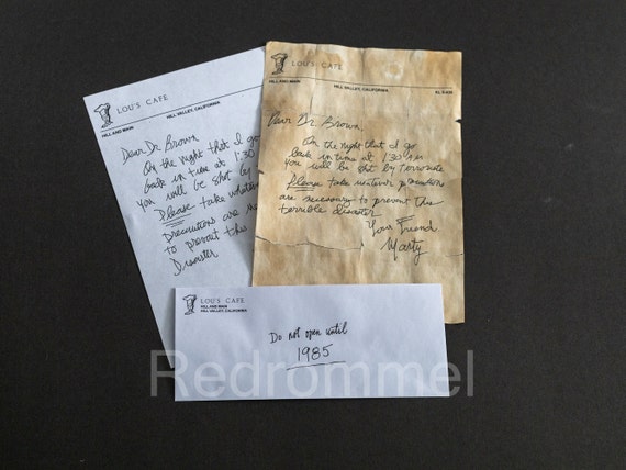 BTTF バック・トゥ・ザ・フューチャーの小道具、マーティからドクへの