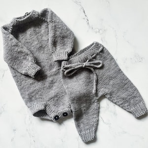 Hand Knit Newborn Bodysuit & Pants Set | Merino Baby Outfit | Newborn Set | Newborn Photo Outfit