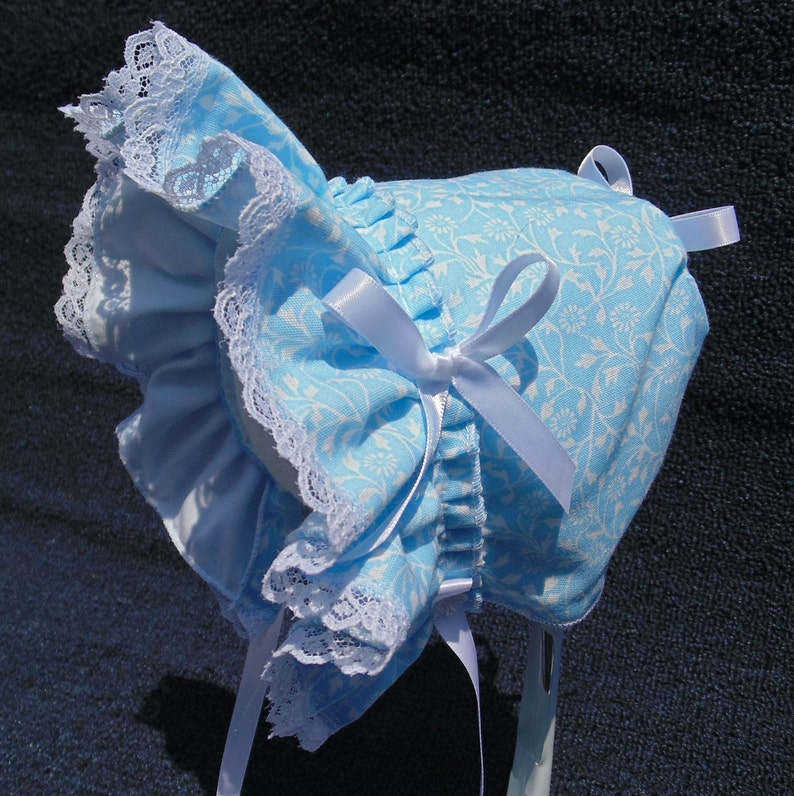 Yellow Floral /& Butterflies with 3//8/" White Satin Ribbon Bows /& Ties Baby Bonnet