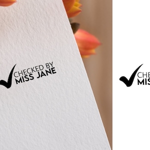 Von Lehrer geprüft Stempel | Personalisierter Stempel für Lehrer | Ein Einzigartiges Geschenk für Erzieher | Geschenk für Lehrer | Selbstfarbstempel | Holzstempel