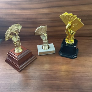 Poker Champion Trophy with Custom Engraving – Personalized Award for Tournament Winners, Poker Achievements, or Card Game Victories