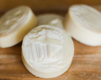 Lavender Goat Milk Dog Shampoo Bar | All Natural Sensitive Skin Pet Soap | Calming Puppy Wash for Itchy Skin | Ranch Made | 3.8oz