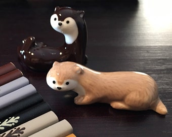 Otter Chopstick Rests: Cutlery Rests, Brush Holder, Pen Rest, Miniature Animal Ceramic Figurine I Table Decoration and Gift