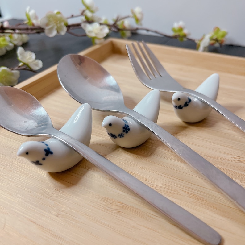 SkySpirals Bird Ceramic Chopstick Rest - Thumbnail 2