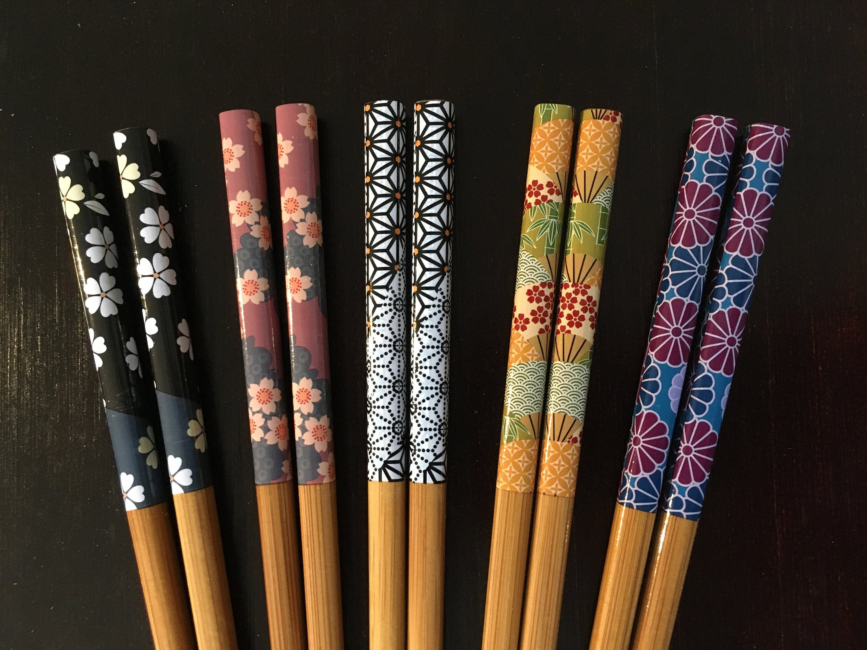 thumbnail image 2 of 5 Pairs Japanese Style Bamboo Chopsticks – Japan Pattern, Made In Japan 2 of 4