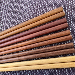 Set of 5 Pairs of Handcrafted Basic Japanese Chopsticks - Natural Solid Wood
