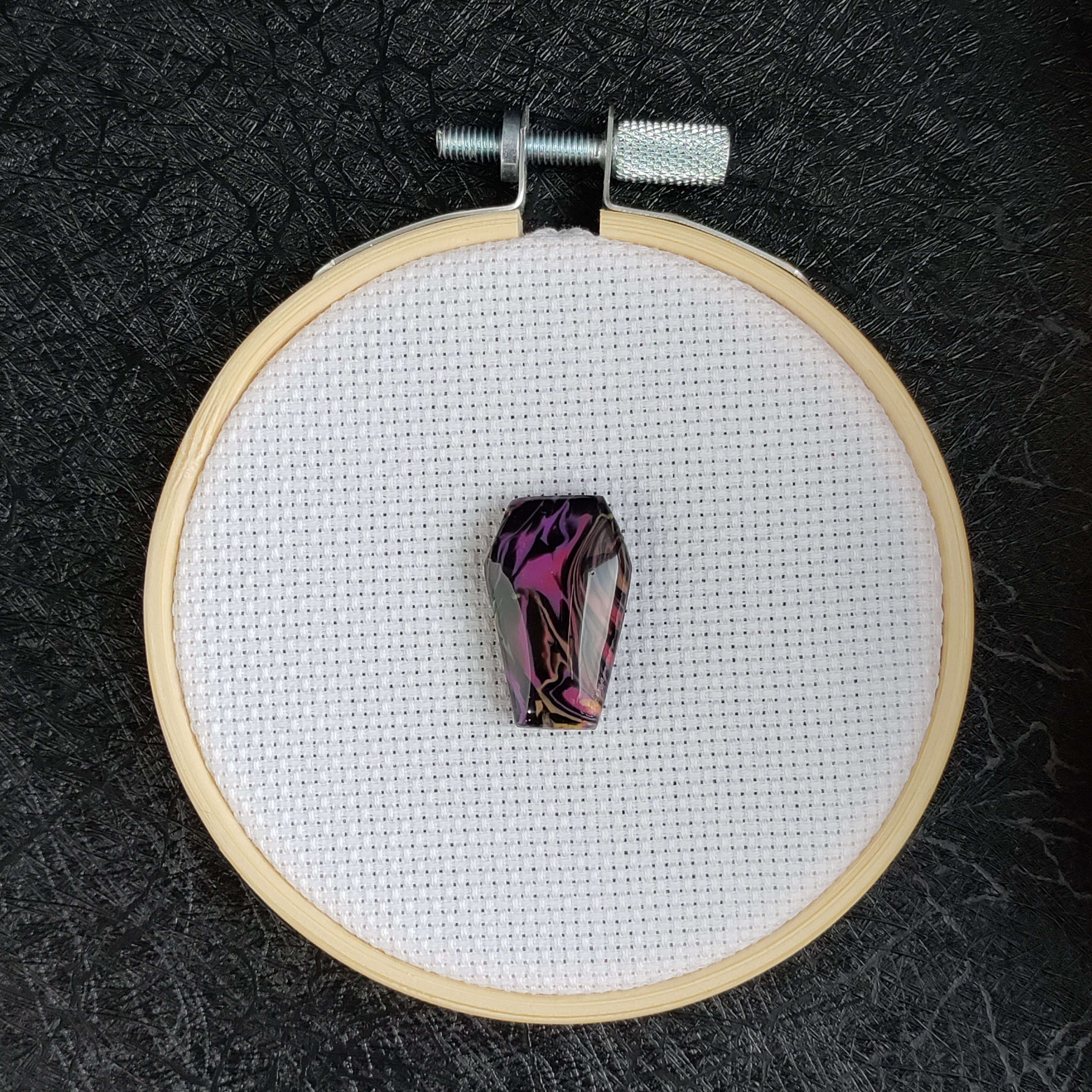 Coffin Needle Minder 