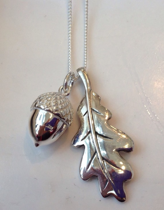 Sterling Silver Acorn And Oak Leaf Pendant Heavy - Silver Oak Leaf Pendant Sterling Silver Acorn And Oak Leaf Pendant Heavy - Silver Oak Leaf Pendant