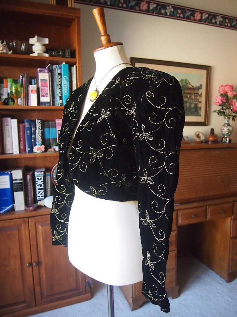 Vtg jacket - crop short button-up empire waist spencer - 1800s Victorian Regency costume - black gold embroidered vines floral velvet S M image 2
