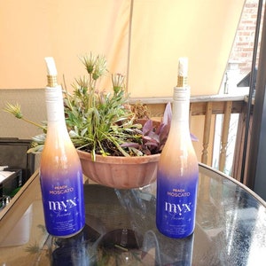 Myx Fusions Tiki Brennerlampen / Wiederverwendte Weinflaschen