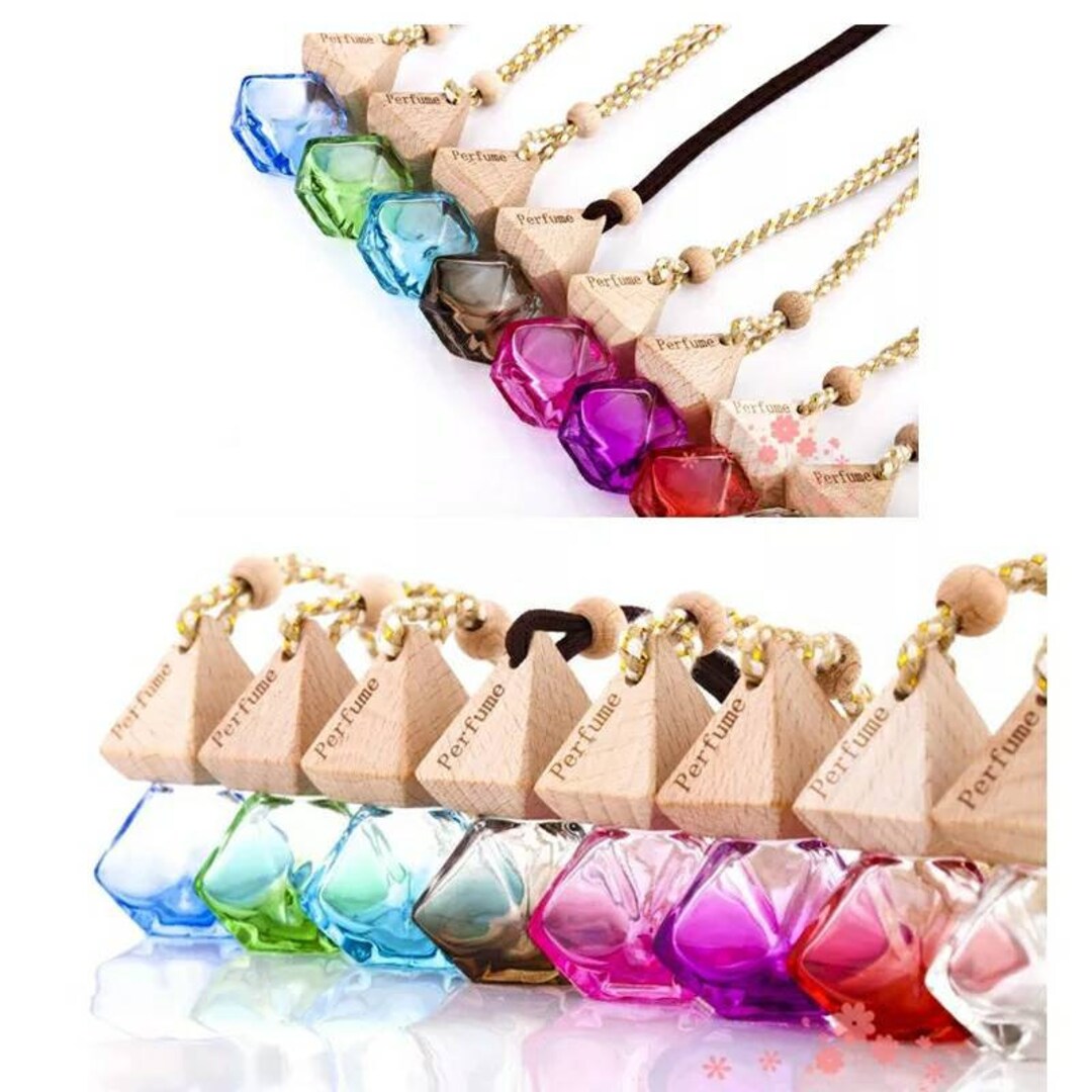 Diffuseur D'huiles Essentielles Pour Voiture - Flacon Suspendu En Verre 8 Ml, Design Triangulaire, Parfum D'ambiance