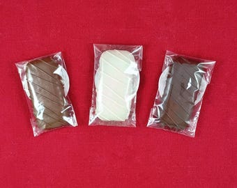 Biscoff Cookies dipped in Chocolatey Goodness. (Includes 1 Cookie)