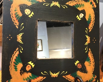 Siren Mirror