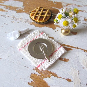 Dollhouse Miniature Placemat, Handmade Woven Pink White Kitchen Table Mat, 1:12 Scale Artisan Doll House Modern Beach Farmhouse Furniture image 1