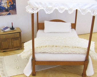 Dollhouse Miniature Bed Blanket, White Chenille Bedspread, 1:12 Scale Artisan Doll Furniture Cottage Cabin Bedroom Modern Rustic Bedding