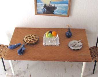 Dollhouse Miniature Placemat, 1:12 Scale Kitchen Dining Table Mat Handmade Hand Woven in Blue & White, Farmhouse Beach Furniture Accessory