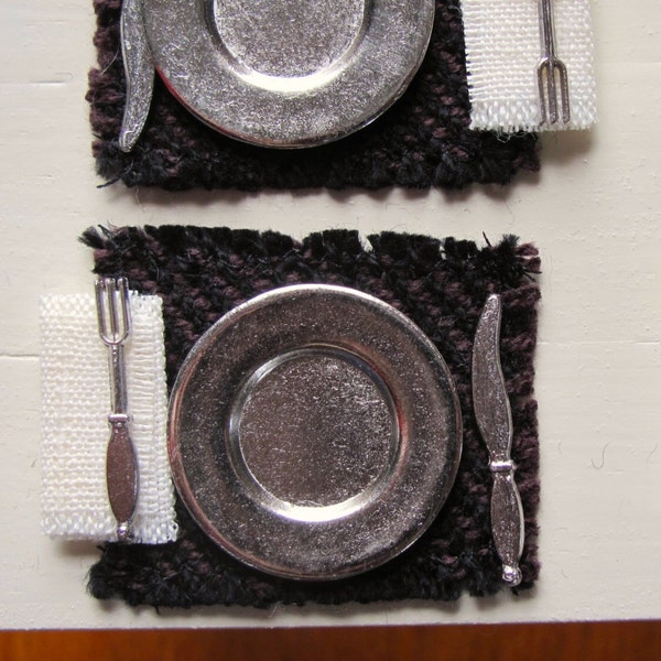 Dollhouse Miniature Placemats, Kitchen or Dining Table Mats, 1:12 Scale Artisan Woven Black Brown, Modern Rustic Farmhouse Cabin Accessories