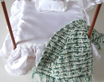 1:12 Rustic Cabin Dollhouse Miniature Bedding, Handmade Woven Irish Green Throw Bed Blanket for Artisan Doll House Furniture Bedroom Decor