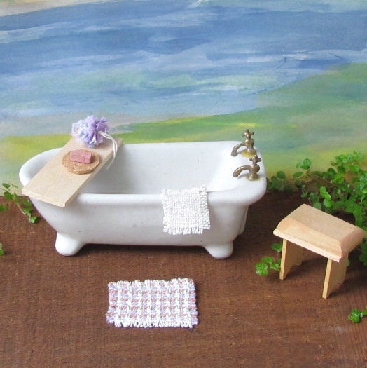 Miniature 3 piece Modern Bathroom Set for Dollhouses [FOD TLF112