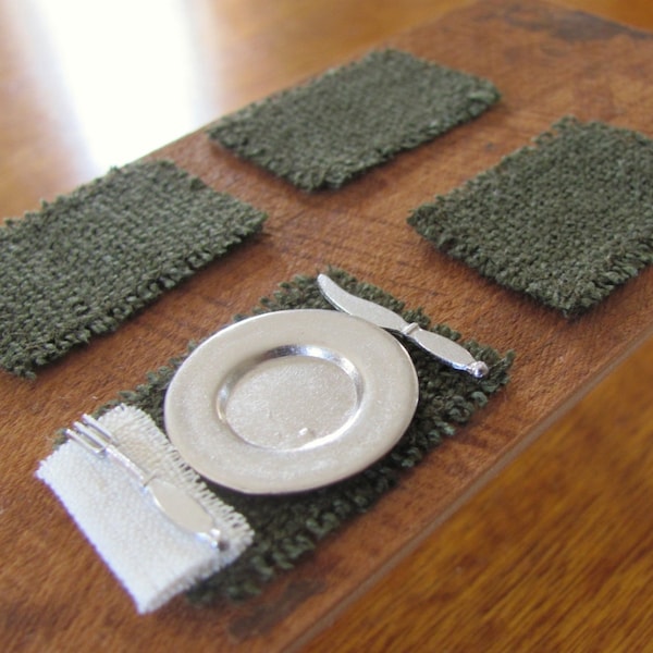 Dollhouse Placemats 1:12 Scale Miniature Handmade Artisan Furniture Fairy Doll House Rustic Cabin Farmhouse Woven Green Dining Table Linens