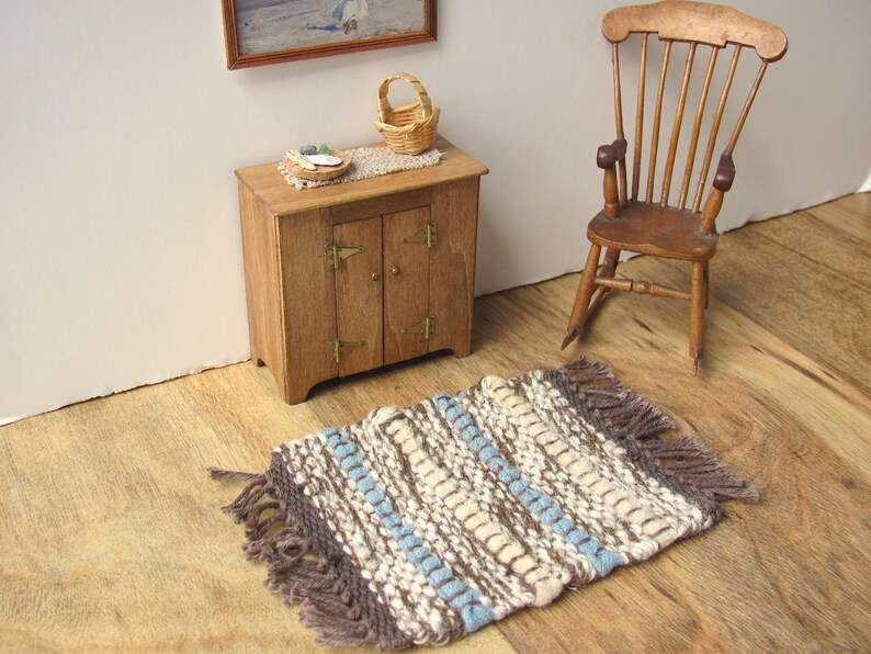 Dollhouse Miniature Rug, Rustic Primitive Woven Wool Carpet, 1:12 Scale Artisan Handmade Cabin Doll House Furniture in Champagne Blue Brown image 3