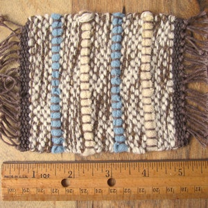 Dollhouse Miniature Rug, Rustic Primitive Woven Wool Carpet, 1:12 Scale Artisan Handmade Cabin Doll House Furniture in Champagne Blue Brown image 4