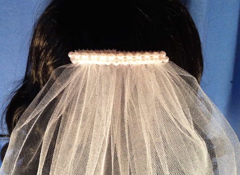 communion veil with comb