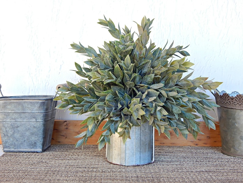 Indoor Fake Greenery Rustic Metal Decor Decorative Little Plant Small Tabletop Plant Faux Potted Plant