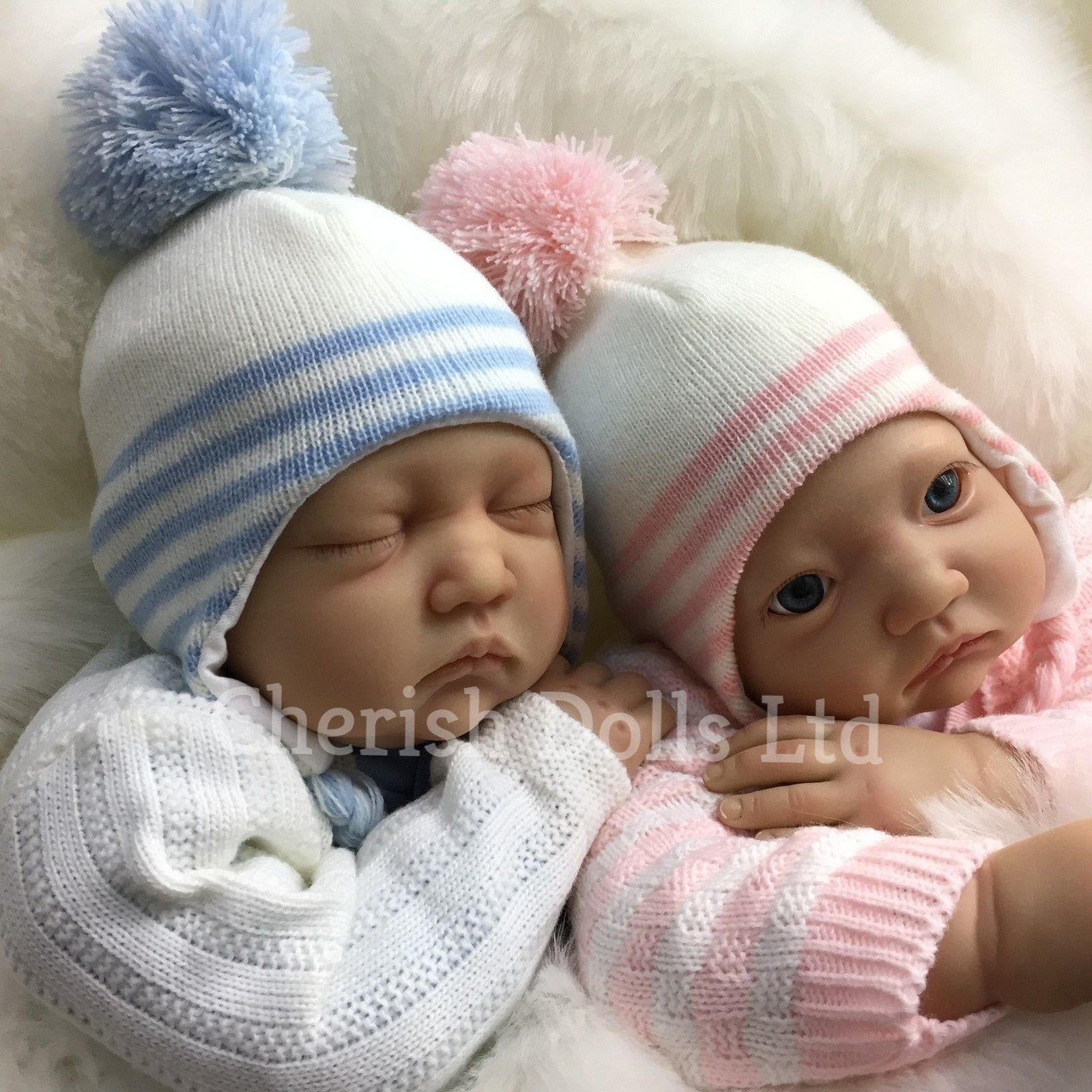 твин кукла кукла реборн. младенец фотобанк. грудной ребенок. красивый здоровый малыш. младенческий возраст.