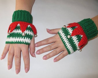 Elf mitts with bells. Striped white green red christmas fingerless mittens. Knitted santa mittens. Toddler handwarmers bells. Santa gloves.