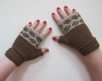 Coffee lover gift for her. Fingerless mittens womens. Wool coffee gloves. Knitted fingerless mitts. Coffee beans mittens.Gift for girlfriend