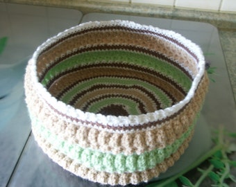 crochet basket